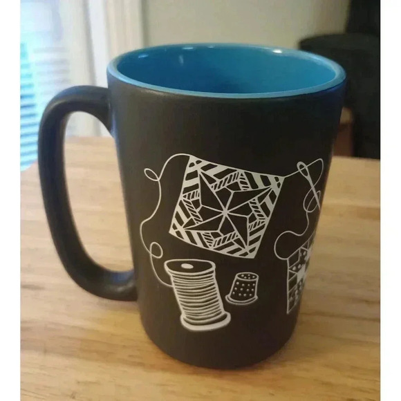 Quilt Happy Scribbles Coffee Mug 12 Ounces‎ Black Mug Blue Inside Quilter Gift - Picture 2 of 2